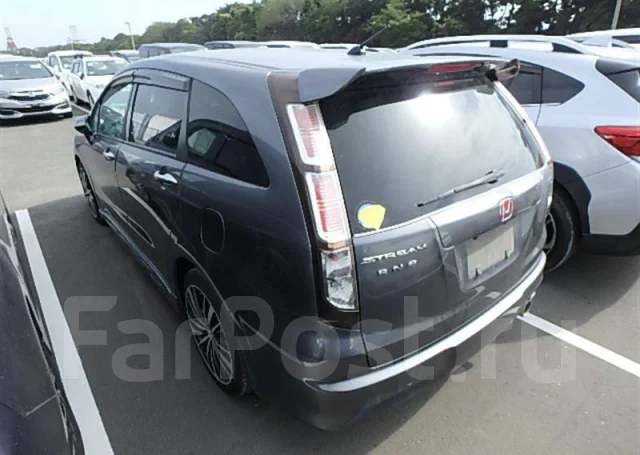 Honda Stream. RN8 ����