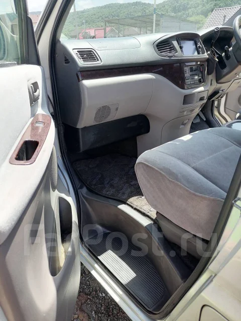Toyota Hiace Regius. �������, 4wd, 3.0 (130��.�.), ������, 228 000����. �� ����