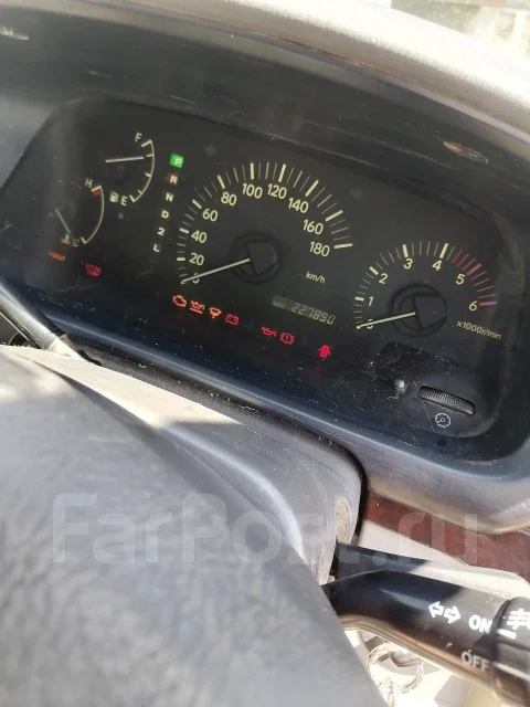 Toyota Hiace Regius. �������, 4wd, 3.0 (130��.�.), ������, 228 000����. �� ����