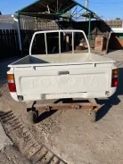 Toyota Hilux Pick Up. LN106 ����