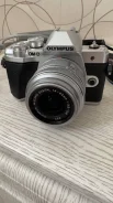 Olympus E-M10 Mark III. ���: 3� ����
