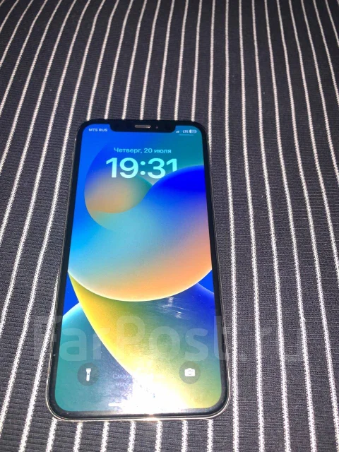 Apple iPhone X. �/�, 64 ��, �����, 4G LTE ����