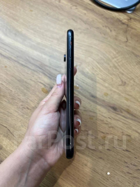 Apple iPhone Xr. �/�, 128 ��, ������ ����