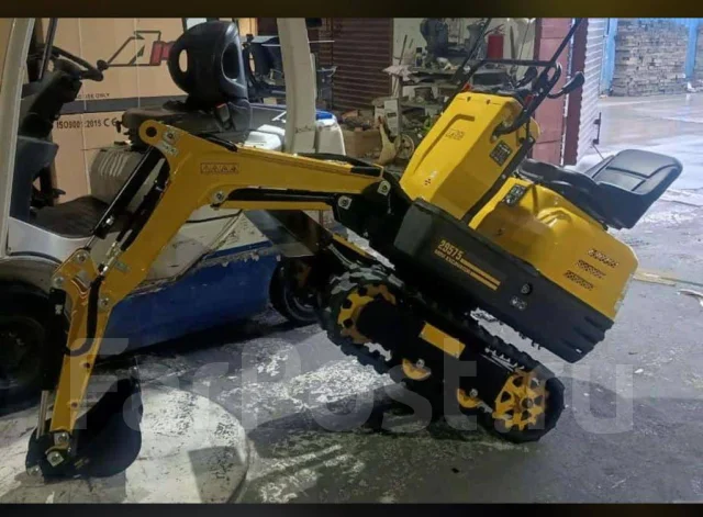 Komatsu PC09 ����