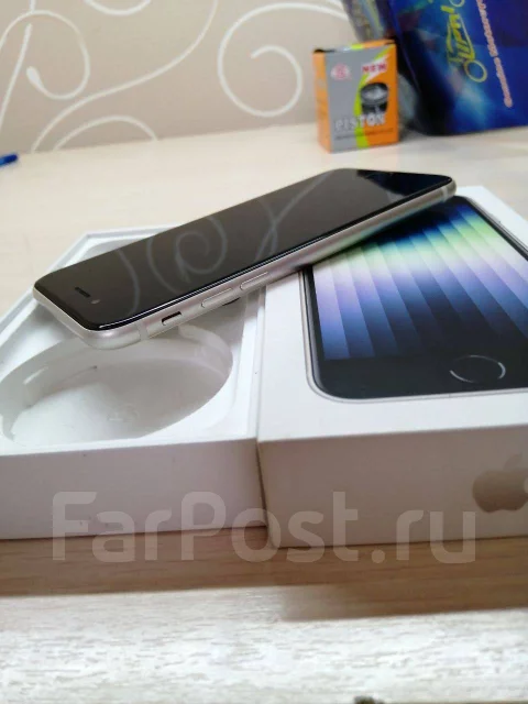 Apple iPhone SE 2022. �/�, 64 ��, �����, 5G ����