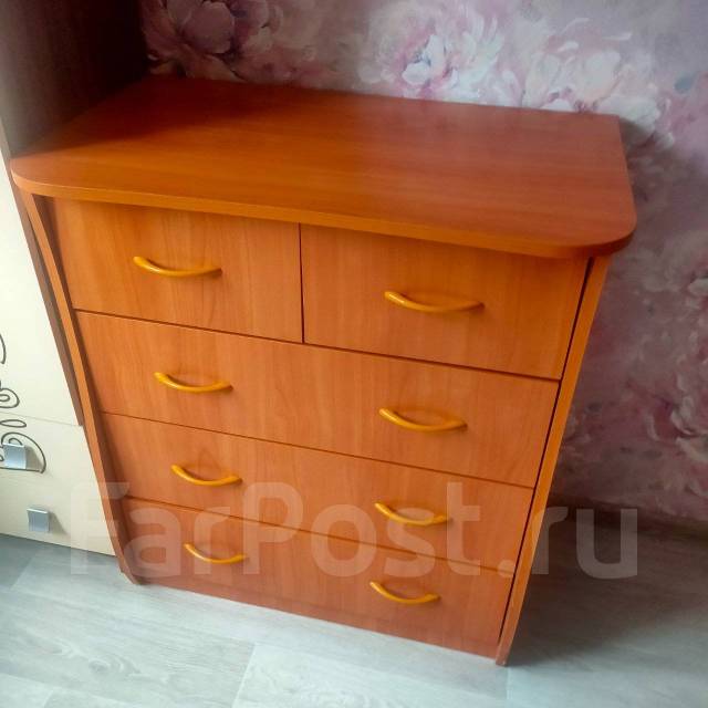 Продам комод, коричневый, 80 см, 90 см, 48 см, б/у, в наличии. Цена: 2 ...