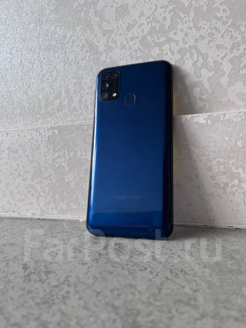 Samsung Galaxy M31. �/�, 128 ��, �����, 4G LTE, Dual-SIM, NFC ����