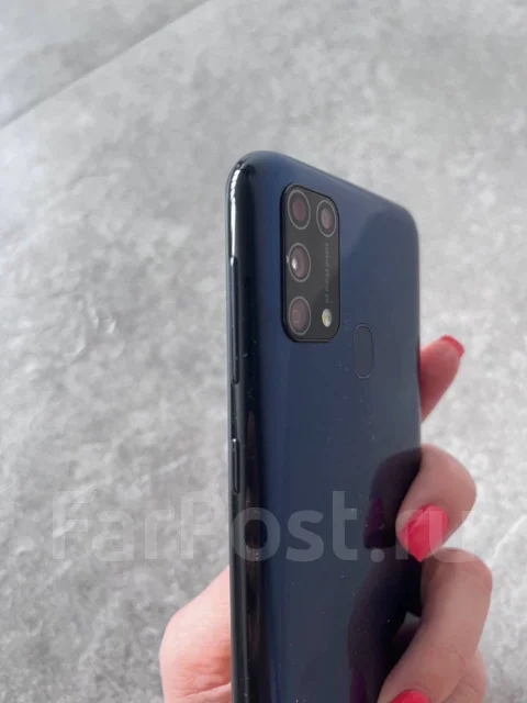 Samsung Galaxy M31. �/�, 128 ��, �����, 4G LTE, Dual-SIM, NFC ����