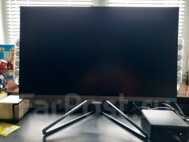 Philips. 24", ���������� �� (LCD, LED, QLED) ����
