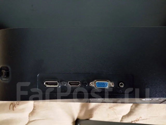 Philips. 24", ���������� �� (LCD, LED, QLED) ����