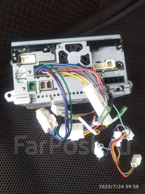 Eclipse AVN-R7W ����