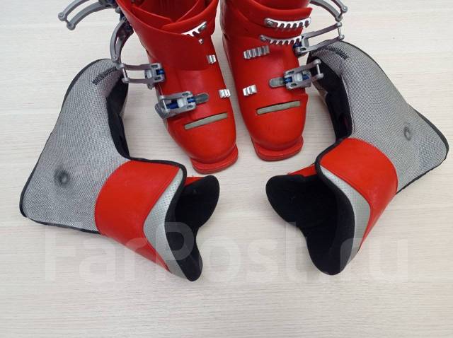 Горнолыжные ботинки Tecnica, размер 22,0 см, б/у, в наличии. Цена: 2 500₽во Владивостоке