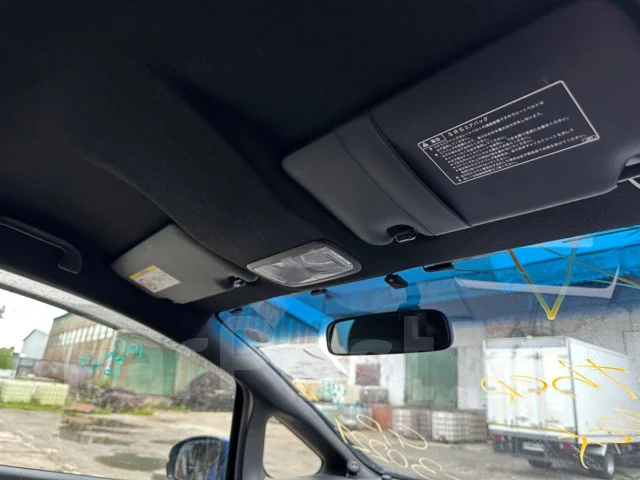 Honda Fit. GP5, LEB ����