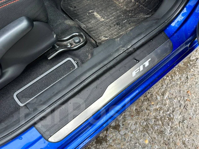 Honda Fit. GP5, LEB ����