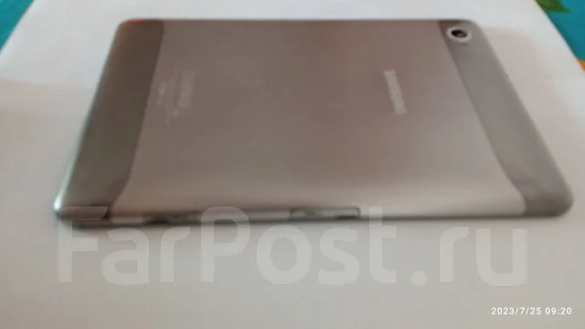 ������� Galaxy Tab 7.7 P6800. 7.8 ������, ������ 16 �� ����