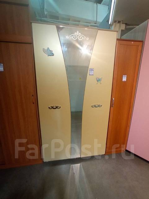 Шкаф 2-х створчатый, количество дверей: 2, с зеркалом, б/у, в наличии ...