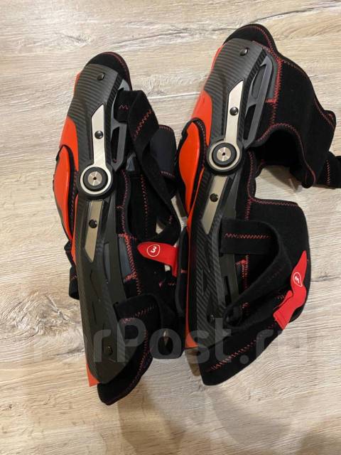 Продам наколенники Acerbis Gorilla KNEE Guard, б/у, в наличии. Цена: 12 ...