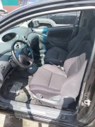 Toyota Yaris ����