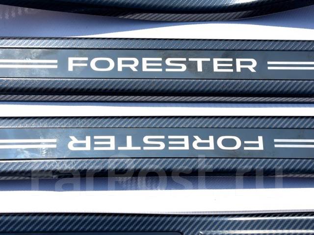 Накладка на пороги Subaru Forester карбон купить во Владивостоке по ...