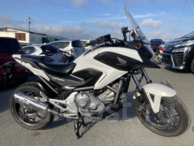 Мотоцикл Honda NC 700XA RC63-1002944