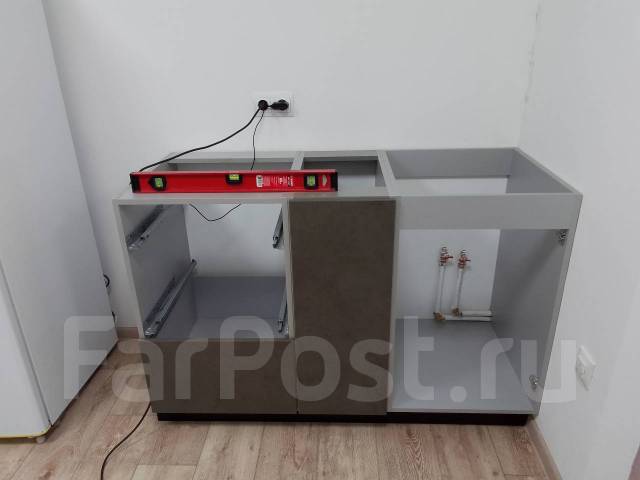 Сборщик(Установка)Встроенной мебели. Кухни, Шкафы во Владивостоке