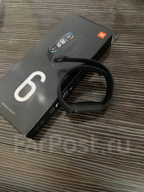 Xiaomi Mi Band 6 ����