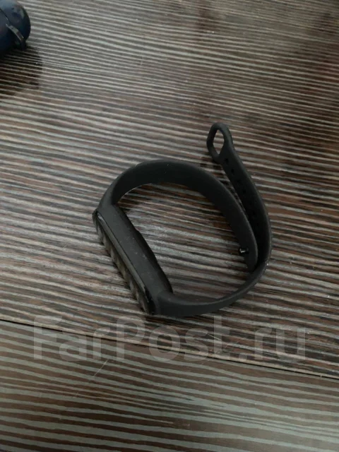 Xiaomi Mi Band 6 ����