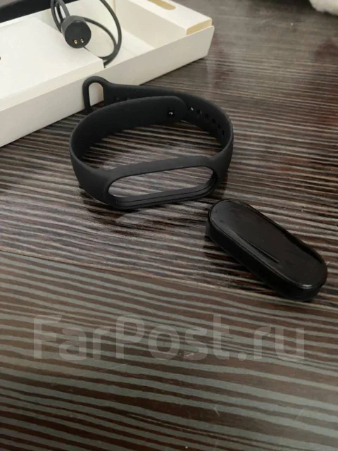 Xiaomi Mi Band 6 ����