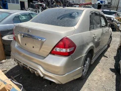 Nissan Tiida Latio. SC11, HR15DE ����