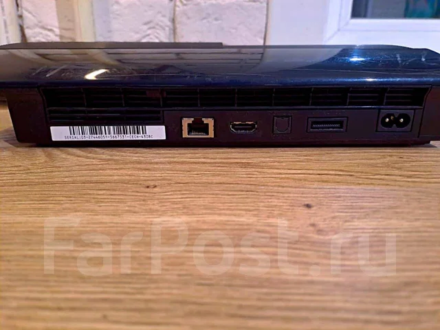 Sony PlayStation 3 Super Slim ����