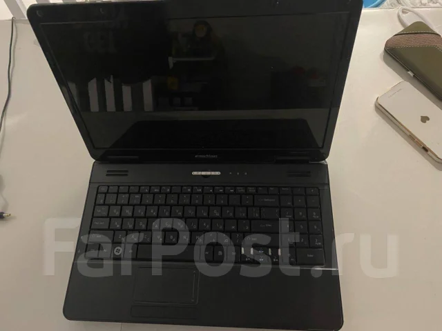 eMachines E525. 15.6", 2,2����, ��� 2048 �� ����