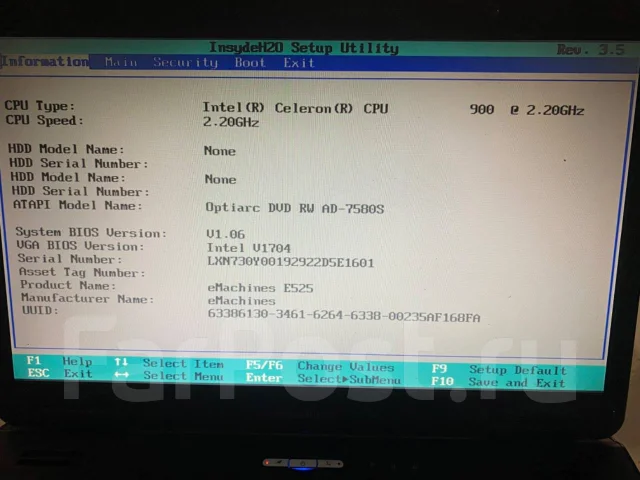 eMachines E525. 15.6", 2,2����, ��� 2048 �� ����