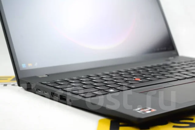 Lenovo ThinkPad. 16", 4,7����, ��� 32 ��, ���� 1 000���, WiFi: 1, Bluetooth: 1, ����������� �� 9��. ����