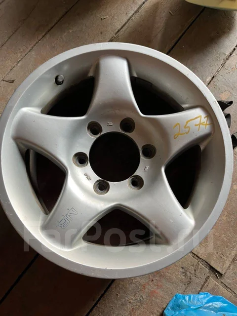 Bridgestone NR-595. 7.0x16", 6x139.7, ET20 ����