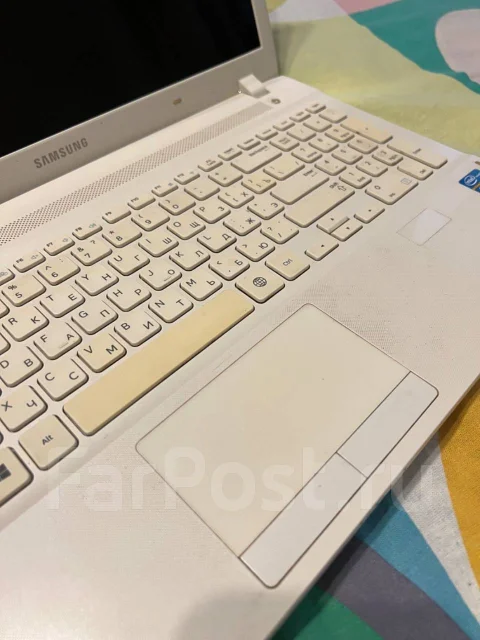 Samsung ATIV Book 2 270E5E. ��� 4 ��, WiFi: 1, Bluetooth: 1 ����