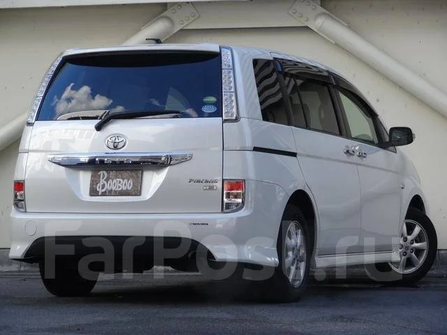 Toyota Isis. �������, ��������, 1.8 (143��.�.), ������, 68 000����. ��, �/�. ��� ����� �� ������������ ����