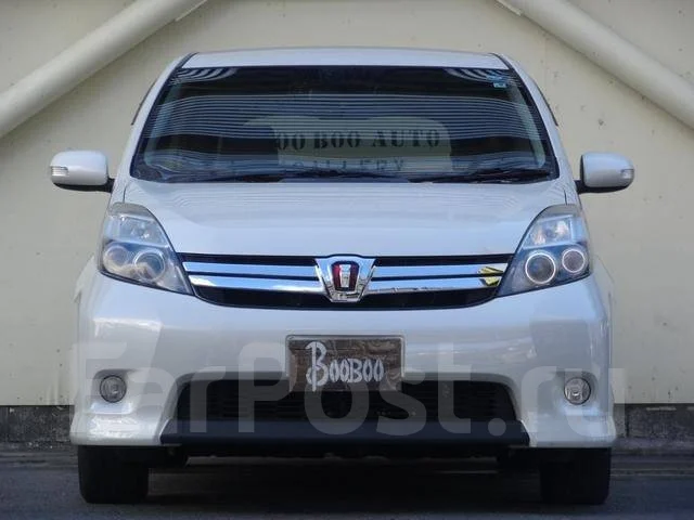 Toyota Isis. �������, ��������, 1.8 (143��.�.), ������, 68 000����. ��, �/�. ��� ����� �� ������������ ����