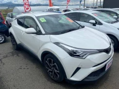 Toyota C-HR. �������, ��������, 1.2 (116��.�.), ������, 30 000����. ��, �/�. ��� ����� �� ������������ ����