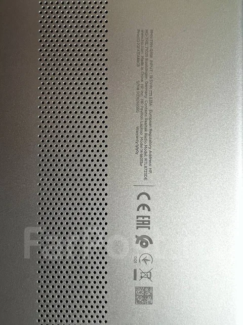 HP Pavilion 14-bk013ur. 14", ��� 6 ��, ���� 1 000���, WiFi: 1, Bluetooth: 1 ����