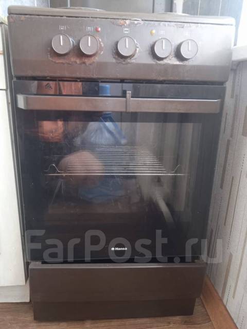 Плита с духовкой, б/у, в наличии. Цена: 3 500₽ во Владивостоке