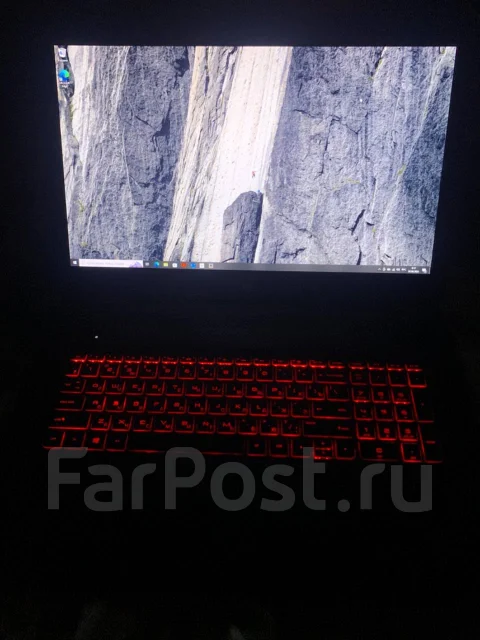 HP Omen 17. 17.3", ��� 8 ��, ���� 1 300���, WiFi: 1, Bluetooth: 1, ����������� �� 4��. ����