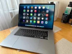 Apple MacBook Pro 16. 16", 2,3����, ��� 16 ��, ���� 1 000���, WiFi: 1, Bluetooth: 1, ����������� �� 10��. ����
