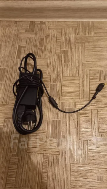 Acer Aspire ES1-731. 17", 1,6����, ��� 4 ��, ���� 500���, WiFi: 1, ����������� �� 1��. ����