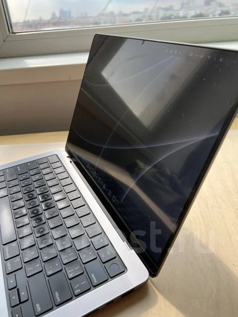 Apple MacBook Pro 14 2021. 14", ��� 16 ��, WiFi: 1, Bluetooth: 1 ����