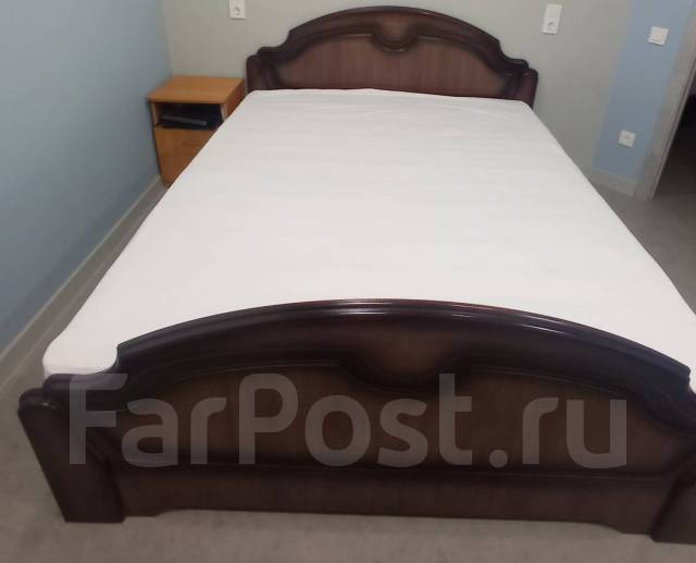 Кровать с матрасом 160*200, полутороспальная, тёмное дерево, 160,0 см ...