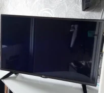 LG 32LF510U. LED ����