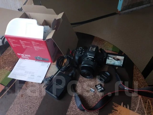 Canon EOS M50 Mark II. 20 � ����� �� ����