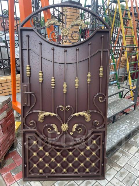 Винтовые сваи Установка откатных ворот, забора в Хабаровске