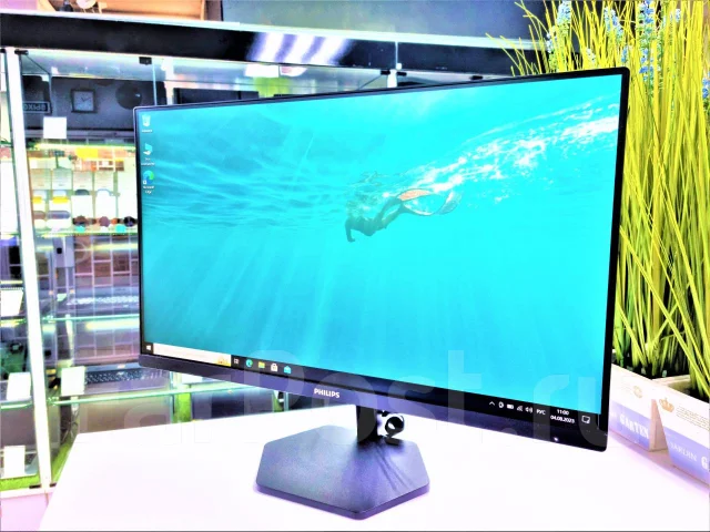Philips. 24" ����
