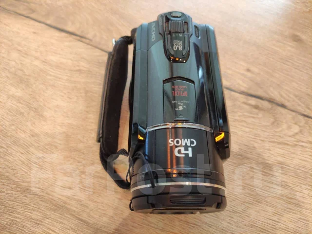 Canon Legria. 8 - 8.9 �� ����
